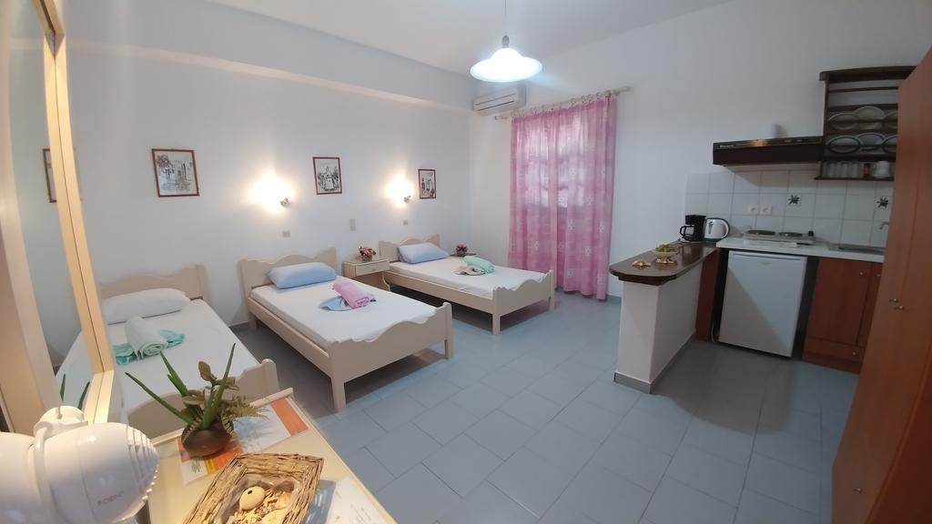 Oasis Studios Logaras Ngoại thất bức ảnh